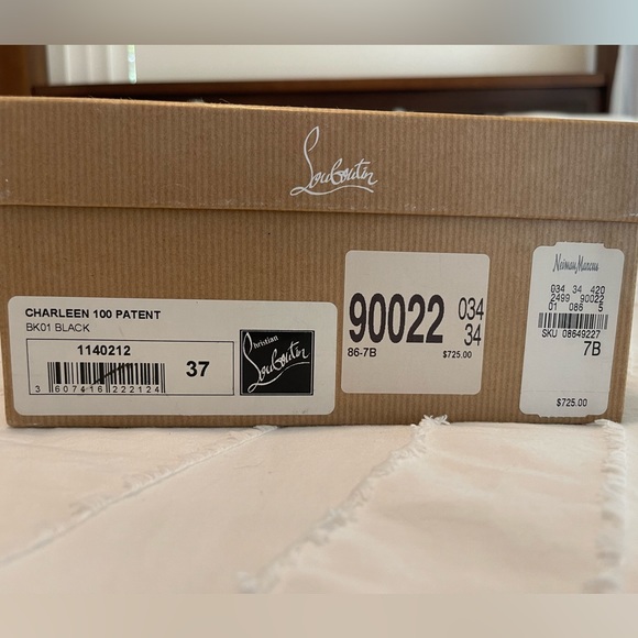 Super classy Red bottoms- size 7. Worn less than 5 times - Picture 10 of 10